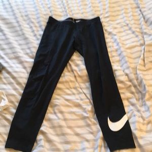 Nike leggings, womens medium, 92%cotton